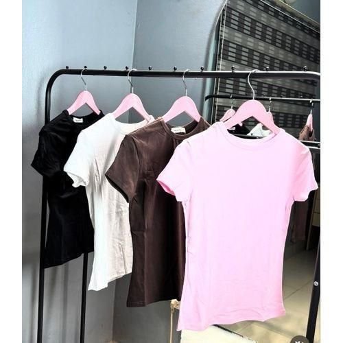 4 in 1 Casual plain t-shirts on hangers